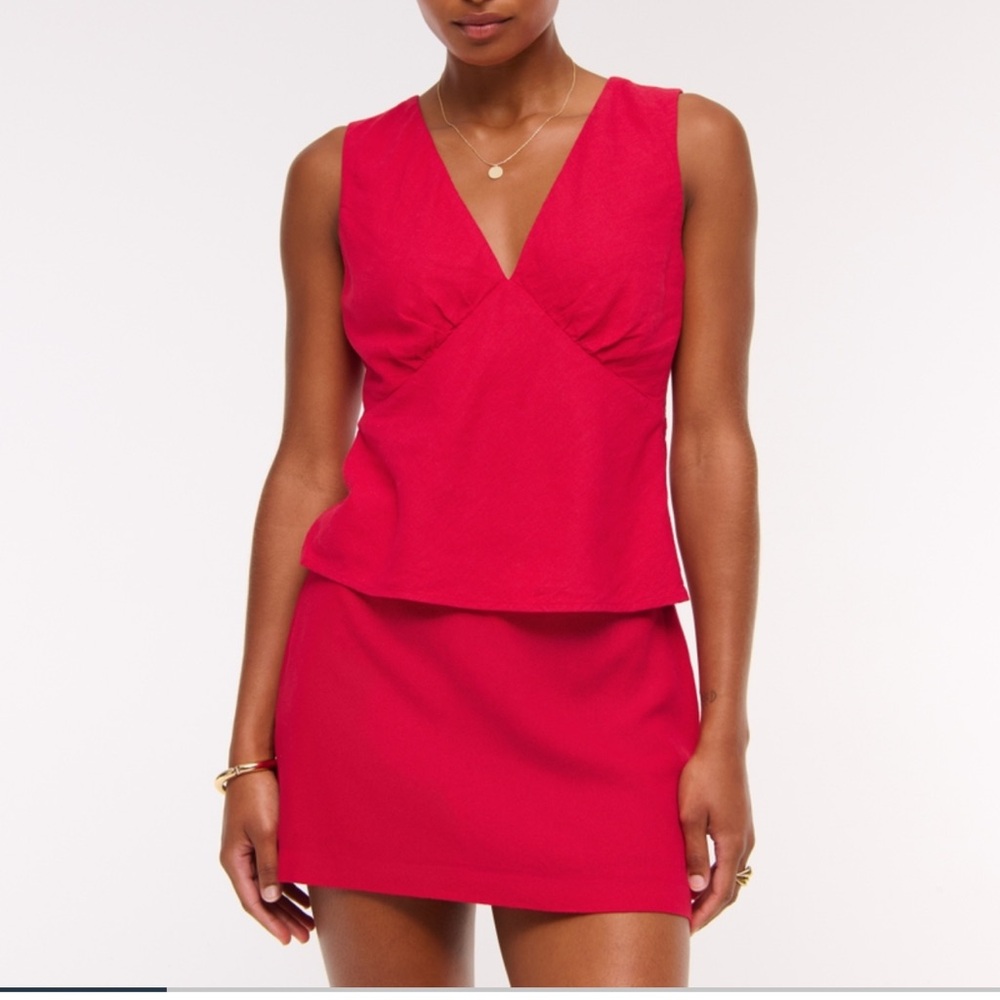 Abercrombie Red Linen Skort